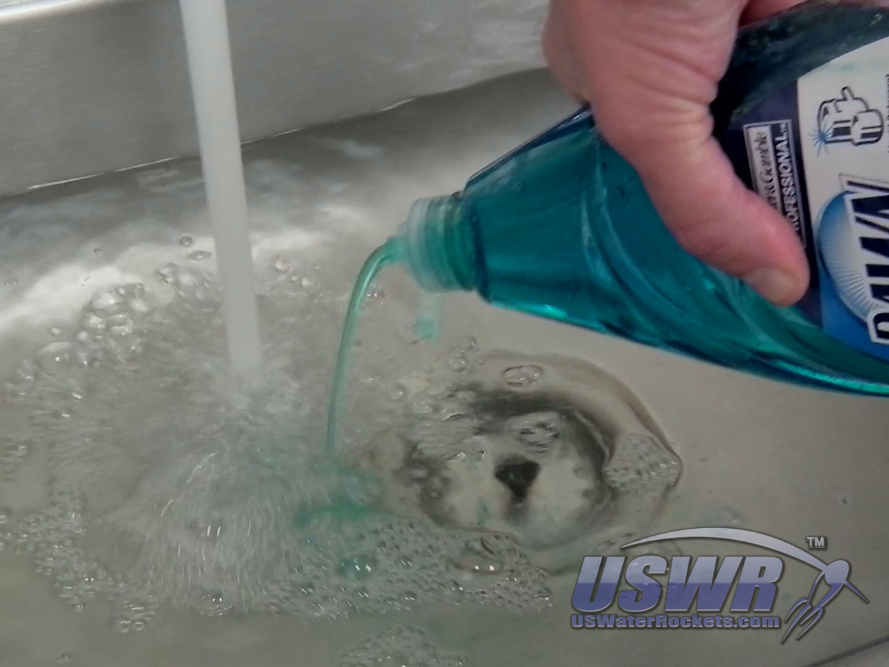 Alternate Method for Water Rocket Bottle Label Removal.