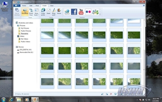 Using " Windows Live Photo Gallery " to create a panorama.