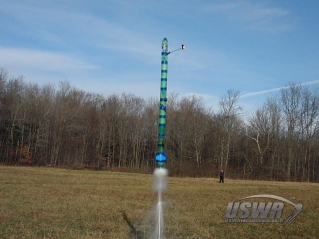 The 15 liter B-2 Water Rocket lifts off.